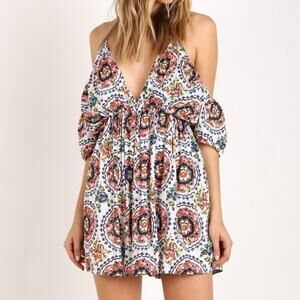 The Jetset Diaries Bella cold shoulder floral dress size Small